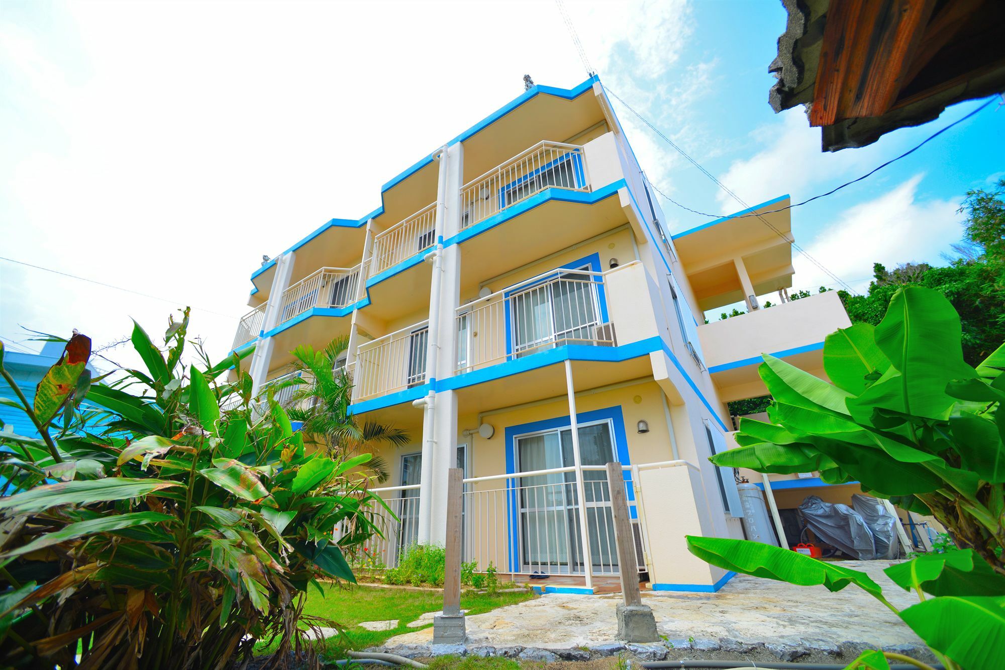 Condominium Ceaser Nakijin Ngoại thất bức ảnh